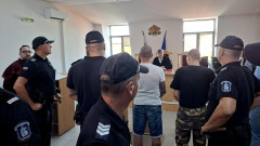Съдът остави в ареста сочения за лидер на "Кръв и чест" в Пловдив и пусна другите обвиняеми