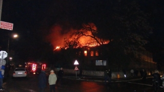 Застрахователят обезщетява изгорялото училище в Карнобат