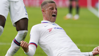 Челси е третият полуфиналист за ФА Къп