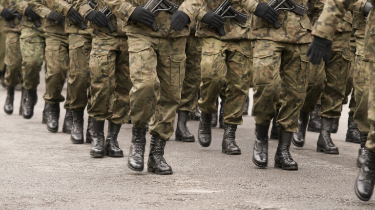Тази държава се превръща в новата европейска военна суперсила, но има ли достатъчно пари за целта