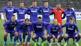 Етър без двама основни играчи за следващия мач