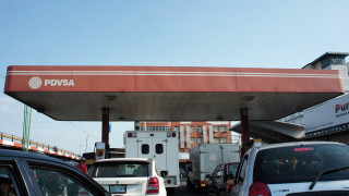 Насред рухналите останки от някога мощната петролна индустрия на Венецуела