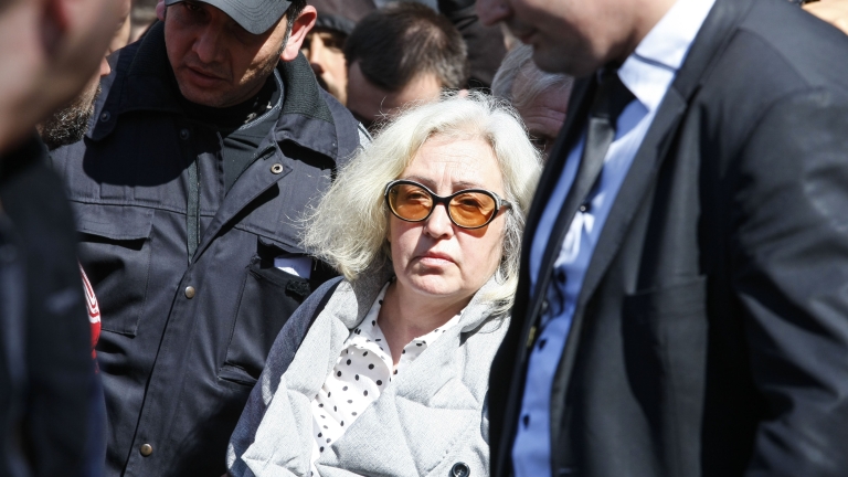 Дора Милева внесе нови документи в съда