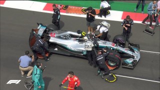 Според пилотът на Уилямс Ланс Строл Люис Хамилтън е заслужил