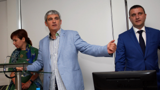 КНСБ иска пари за социалните домове, Горанов мисли за сигурността