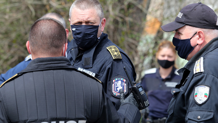 СДВР е в търсене на 80 полицаи, които да пазят реда в метрото