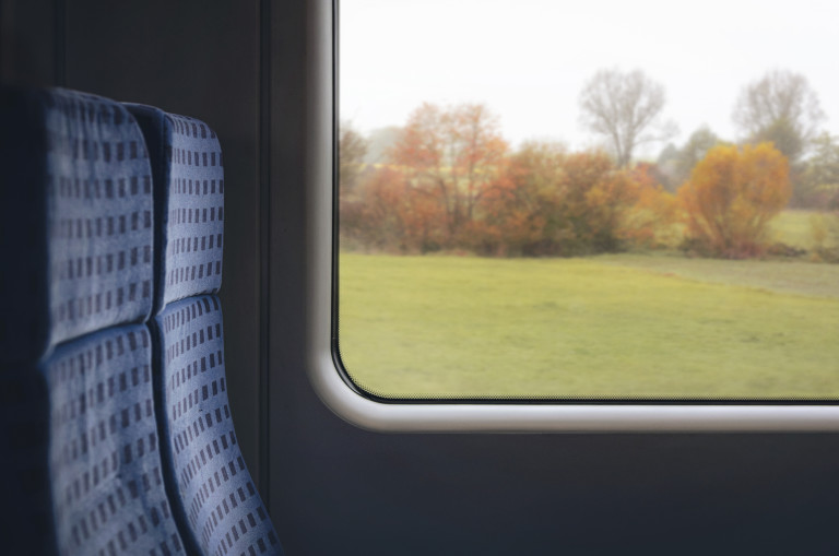 Пътуванията с трен оферират улеснение и красиви пейзажи