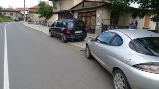 Катастрофа в Благоевградско днес прати баща и дете в болница