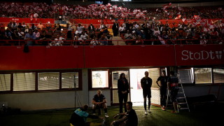 Началото на двубоя между Австрия и Дания от Лига А