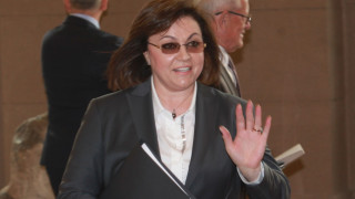 Нинова влиза с три предложения на КСНС