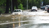  7 евакуирани след проливния дъжд в Карлово 