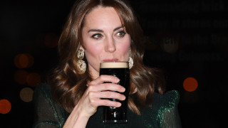 Трудно е да си представим празник без поне няколко наздравици