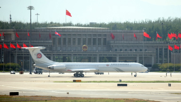 Самолетът на Ким Чен-ун кацна за няколко часа във Владивосток