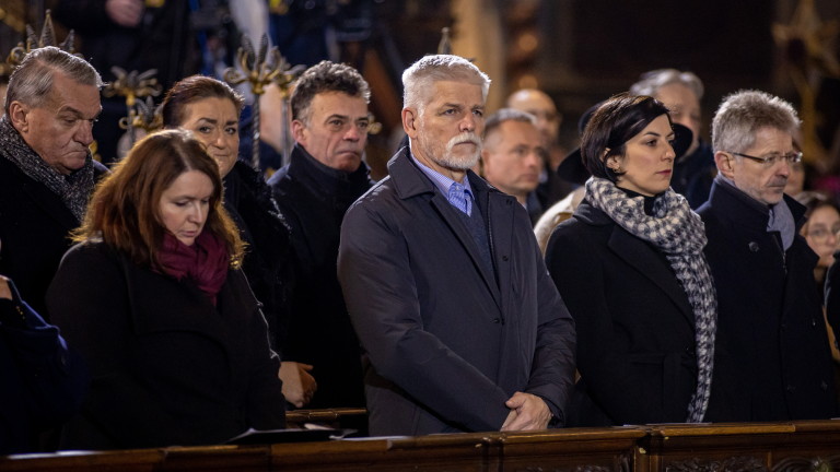Чехия почете в събота жертвите на най-тежката масова стрелба в