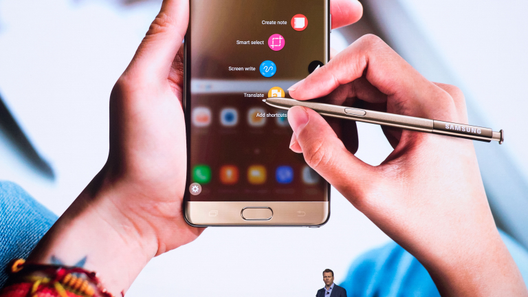 Samsung връща избухващите Note 7 на пазара