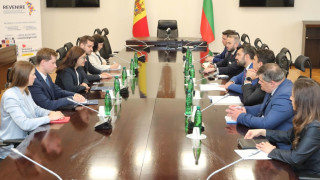 Българският външен министър Георг Георгиев разговаря в Кишинев със заместник