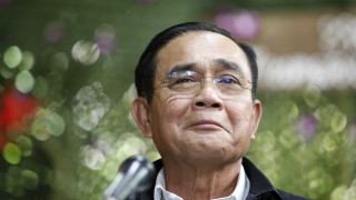 Министър председателят на Тайланд Прают Чан оча оцеля политически след спечелване на