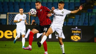 Отборите на Локомотив София и Славия изиграха неофициален приятелски мач