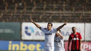 Българският национал Владимир Николов се сбогува с доскорошните си съотборници