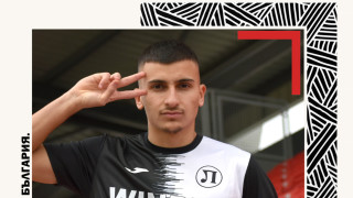 Днес Локомотив Пловдив подписа договор с Кръстьо Банев Крилото е