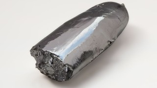 Търсенето на хард дискове и батерии изпрати цената на малко