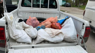 Анонимен изпрати ИАРА да провери бус със 106 кг риба в Плевенско