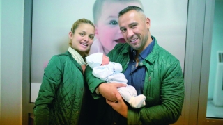 Петко и Яна показаха новородения си син