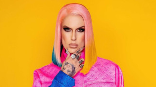 Джефри Стар е не само сред най популярните ютюбъри но и