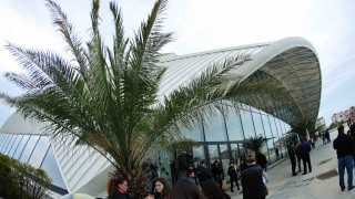 Държавата дава още 6 млн. лева за довършване на "Арена Бургас"