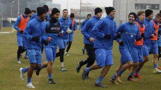 Левски поднови тренировки днес Сините се завърнаха от подготвителния лагер