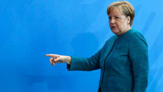 Меркел: САЩ не трябва да обвързват санкциите срещу Русия с интересите си