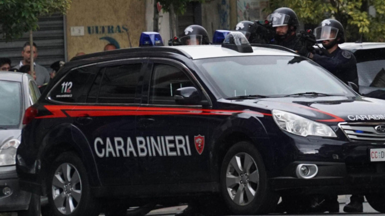 Полицията в Рим задържа 65 души за връзки с калабрийската мафия