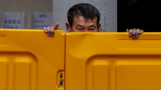 Китайските власти във вторник разшириха локдауна в Шанхай за да