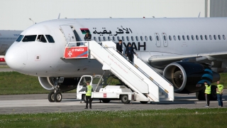 Пътниците от отвлечения либийски самолет се върнаха в Триполи 