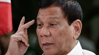 Президентът на Филипините Родриго Дутерте подкани обществеността да го разстреля