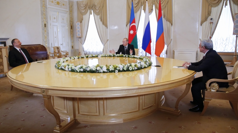 Путин събра президентите на Армения и Азербайджан в Кремъл заради Нагорни Карабах