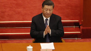 Най-важните политически срещи в Китай започнаха с минута мълчание за жертвите на вируса