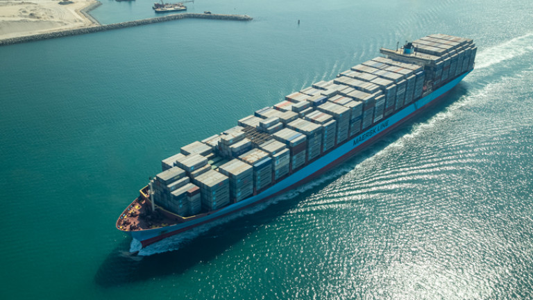 Корабът Ane Maersk, задвижван с биогориво, акостира в пристанище Хамбург