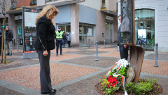 Илияна Йотова отдаде почит пред първия паметник на Васил Левски в Италия