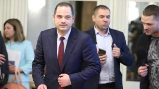 Комисията "Асен Василев в Митниците" и тежкия развод на сглобката