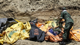 Повече от 1200 души са загинали при последните земетресения и