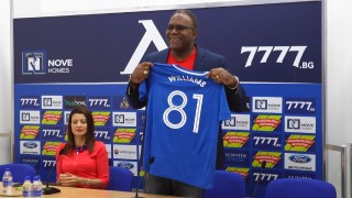 Легендата на професионалния американски футбол и Super Bowl Джейми Уилямс