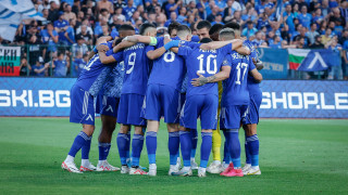 Фен на ЦСКА приземи феновете на Левски които са в