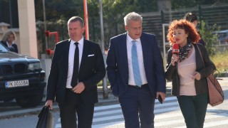 Една от ваксините не е имала сертификат за освобождаване на