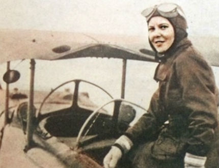 Днес преди 102 г. е родена първата жена - военен пилот