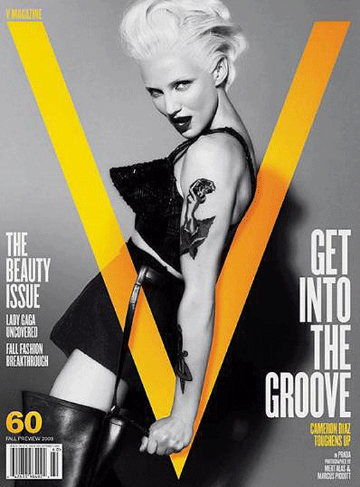 Камерън Диас е неузнаваема на корицата на V Magazine (галерия)