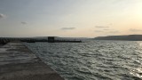 Издирват две деца в морето край Варна