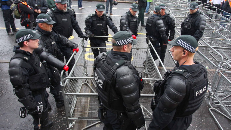 Ирландската полиция отрече планове за полицаи на границата