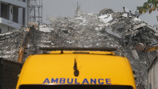 Най малко 18 души са убити а 30 други са ранени