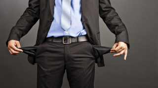 Наистина нищо не е сигурно на този свят освен смъртта